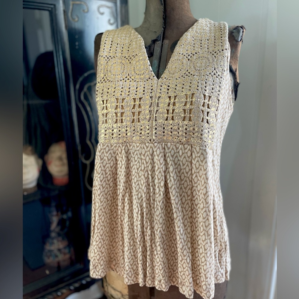 Anthropologie sleeveless top